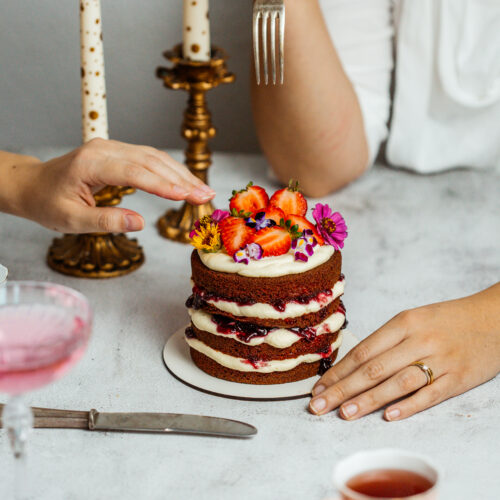 naked cake