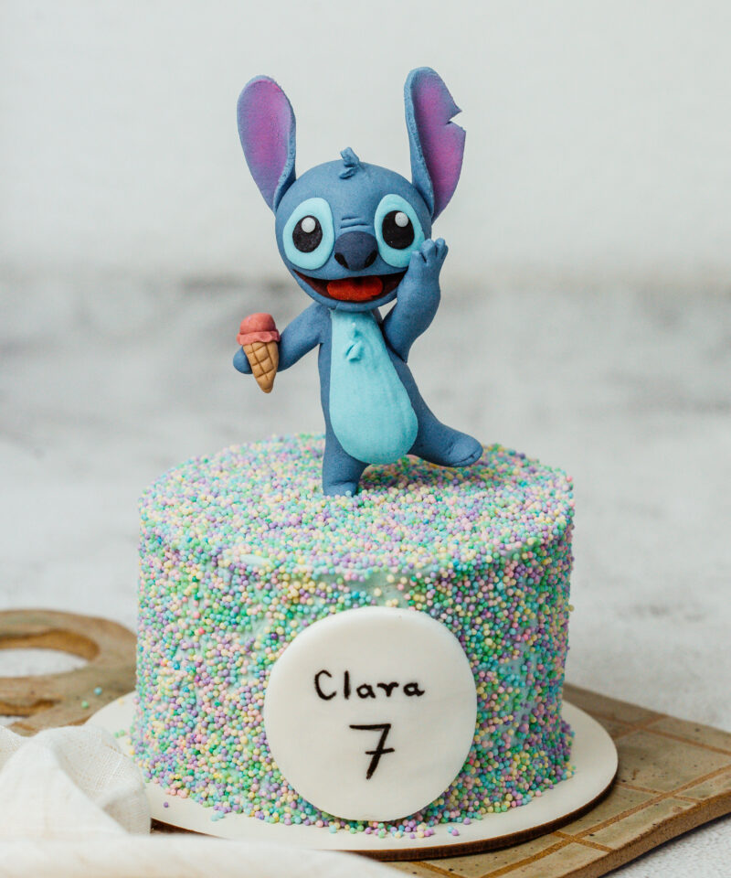 Bolo mini com Stitch